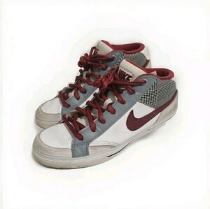 407983-100  Nike Capri II Low White Burgundy Gray Men’s Size 8 Retro  Shoe 2010